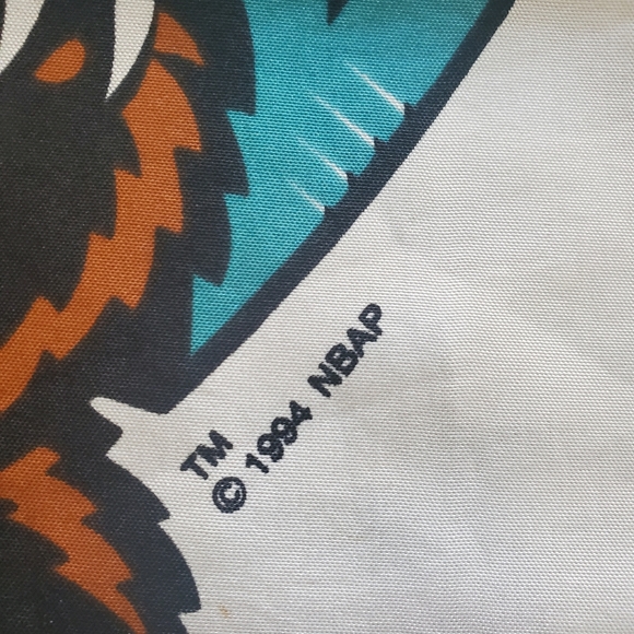 Vintage 1994 Vancouver Grizzlies NBA Flag - Picture 2 of 5